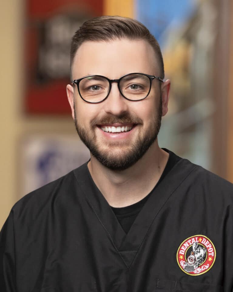 Headshot of Dr. Tyler Duffy dentist at Dental Depot's South OKC dental clinic