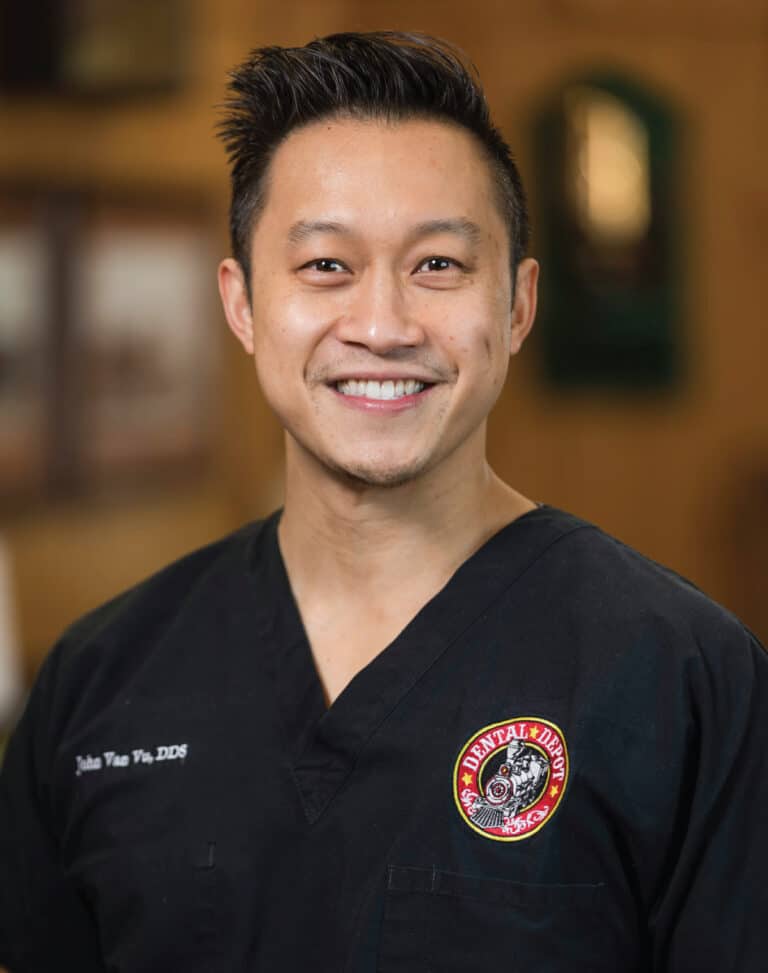 Headshot of Dr. John Van Vu, dentist in Oklahoma City at Dental Depot